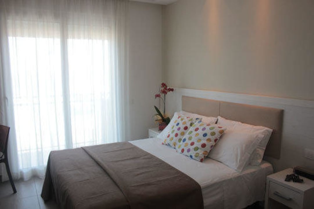 Camere nuove in hotel fronte mare Hotel Augustus