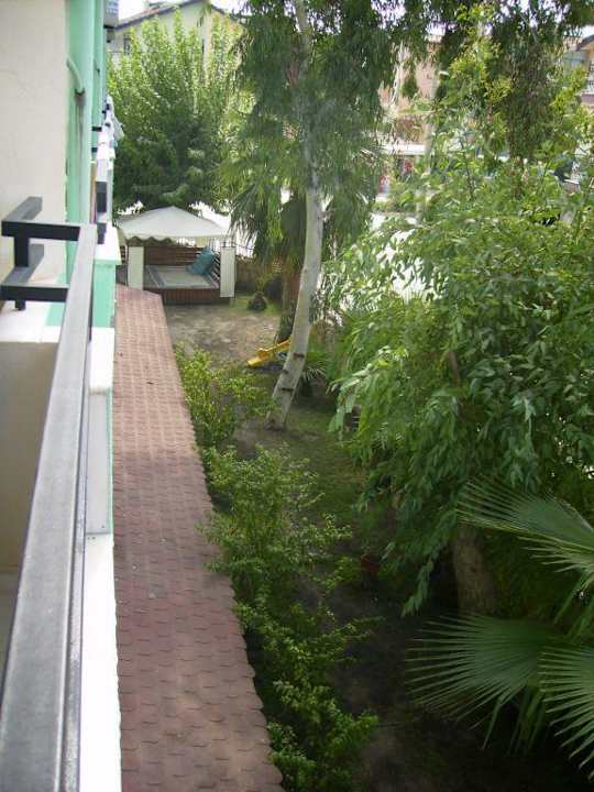 Aussenansicht Zimmer Semoris Hotel