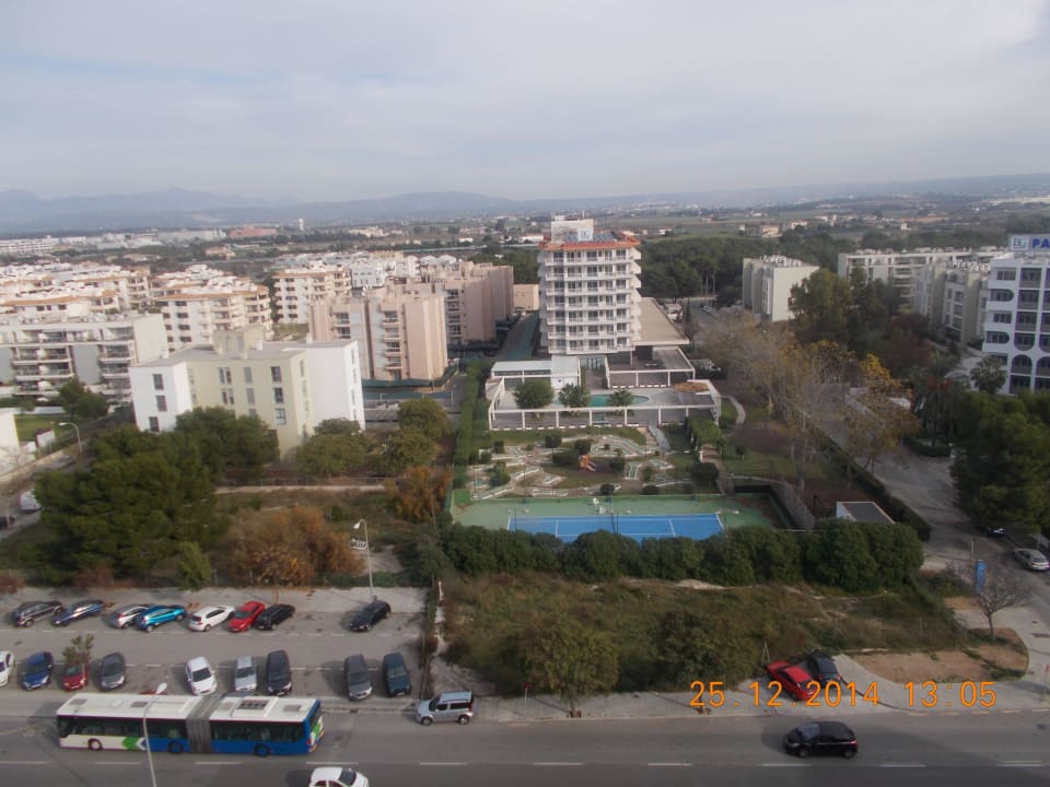 Blick über die Stadt  allsun Hotel Pil-lari Playa