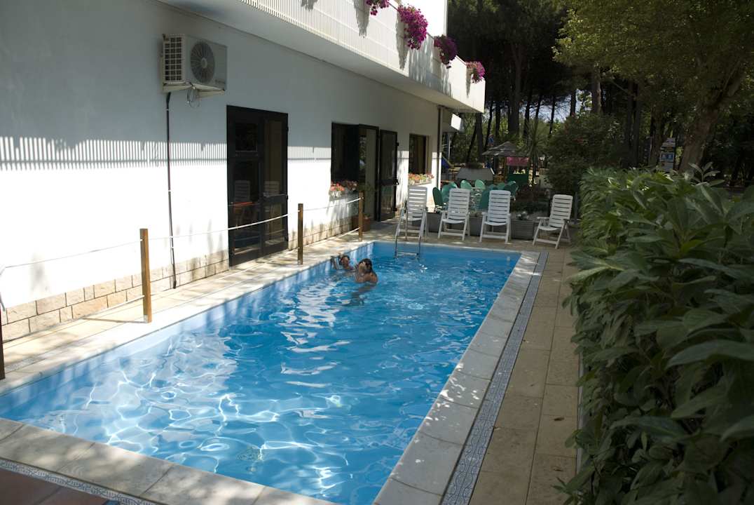 Hotel San Domenico Pinarella Vacanze Urlaub Holiday Hotel San Domenico