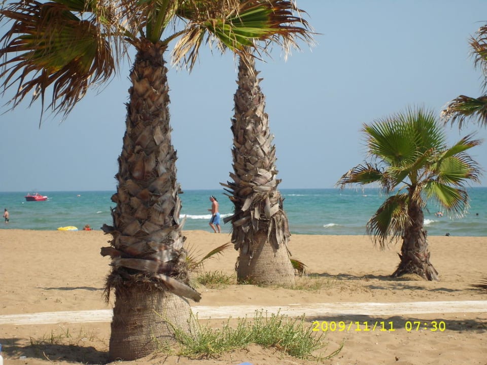 Toller Strand und super schönes Meer Club Grand Side