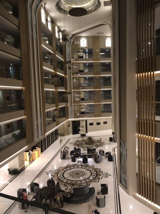 Lobby Haydarpasha Palace