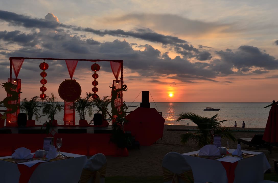 Chinesisches Neujahrsfest im Ramada Ramada Resort by Wyndham Khao Lak