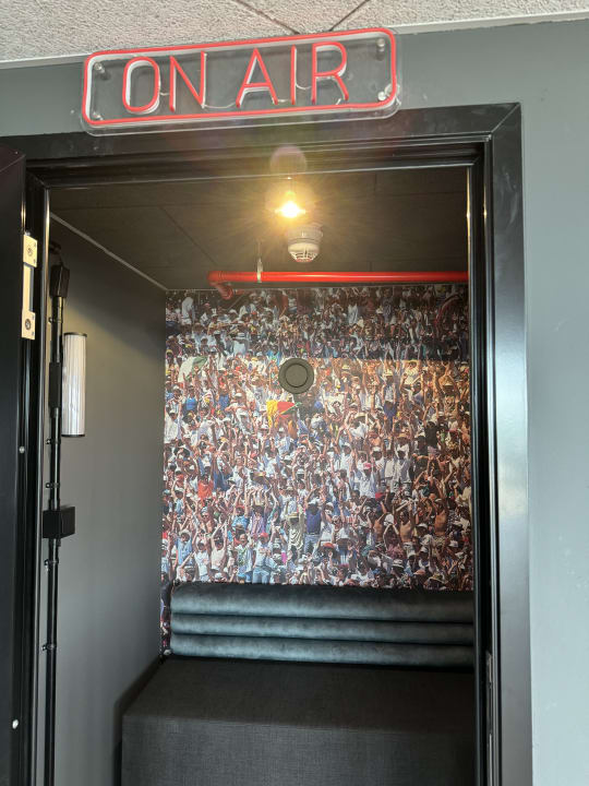 Sonstiges REVERB by Hard Rock Hamburg