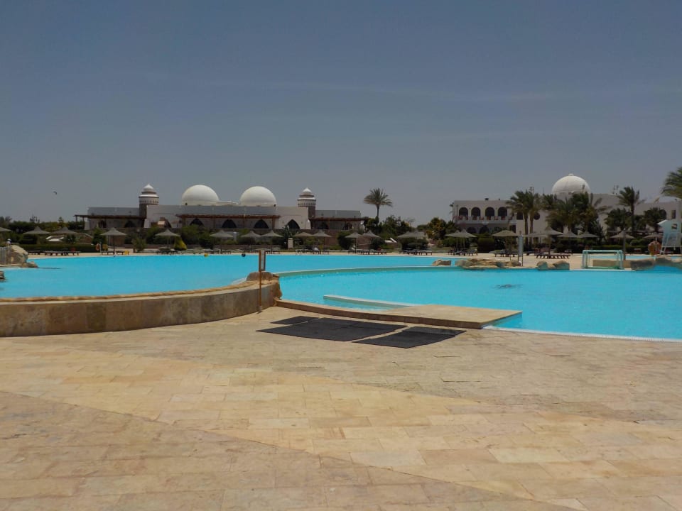 Main Pool Hotel Gorgonia Beach Resort