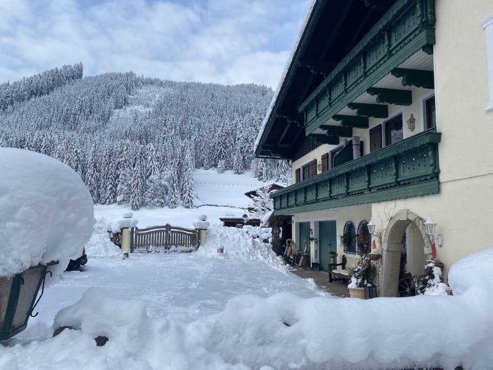 Außenansicht Mühlradl Apartments Gosau