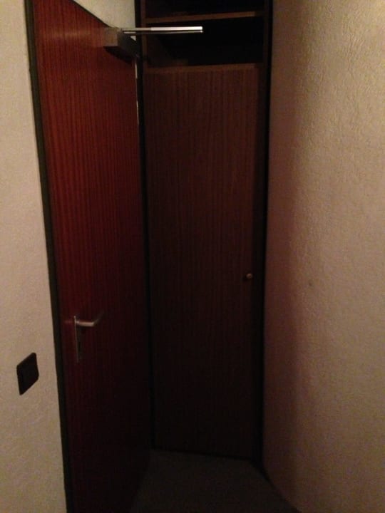 Der Einbauschrank  Hotel Lamm - Mönsheim