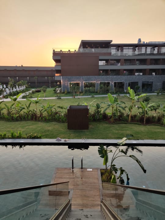 Pool Jacaranda Luxury Resort