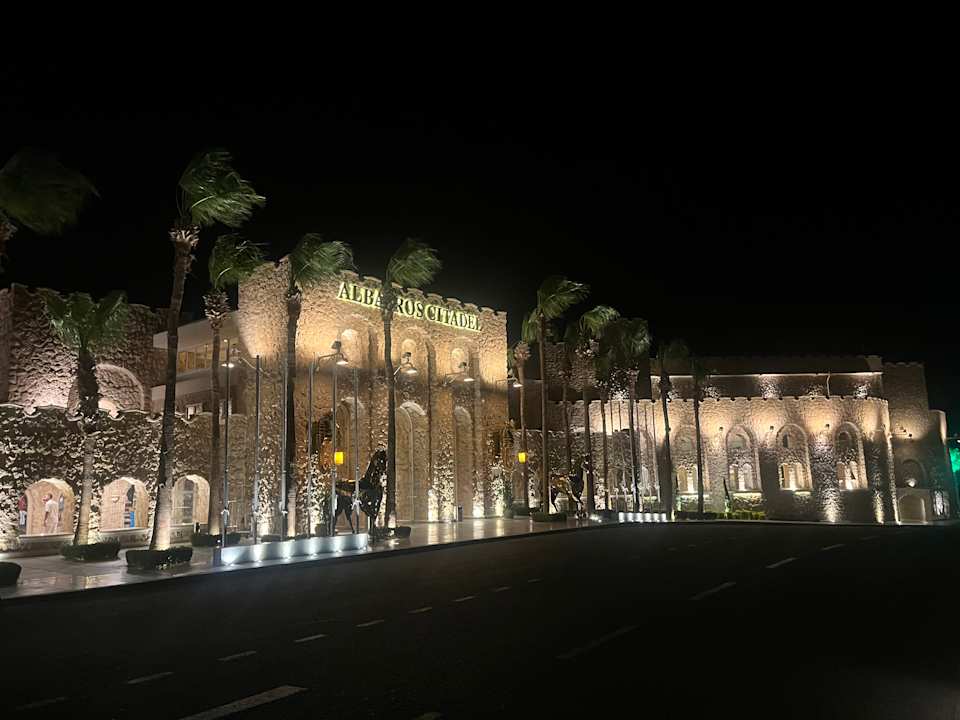 Außenansicht Pickalbatros Citadel Resort