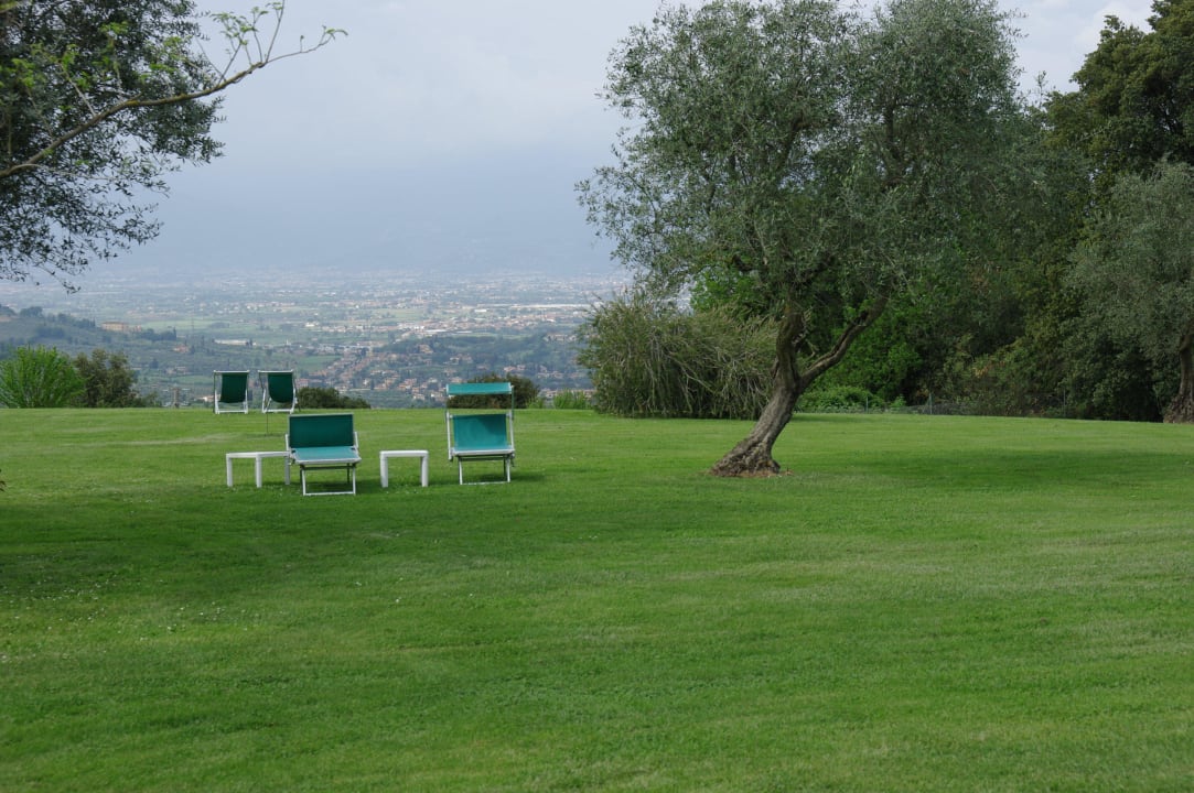 Blick bis Florenz Fattoria Artimino - Paggeria Medicea  Hotel