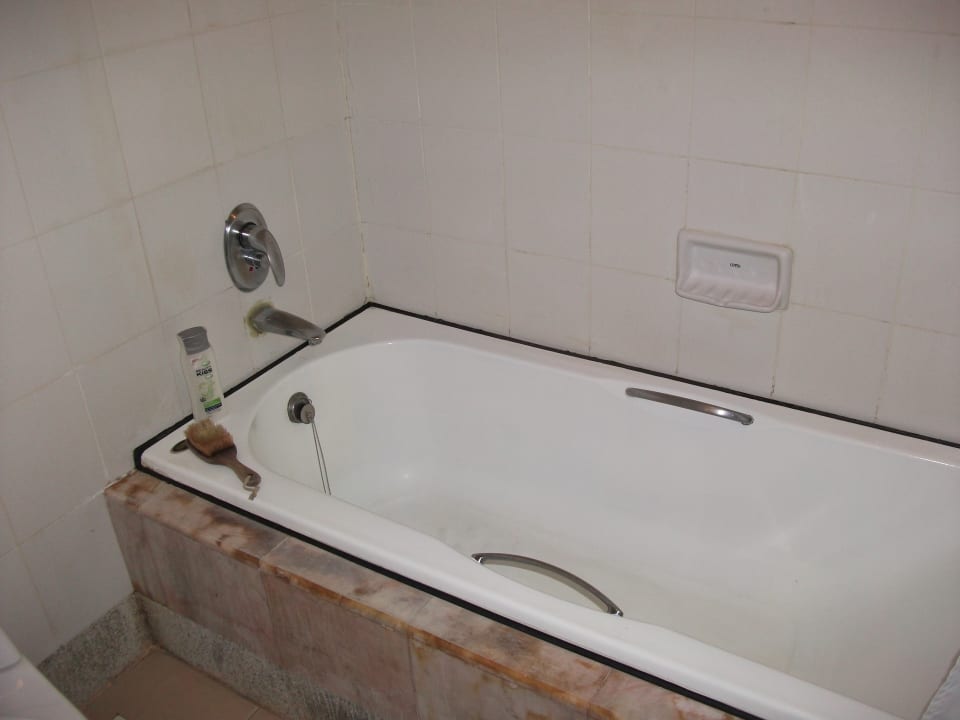 Zimmer Peace Laguna Resort and Spa