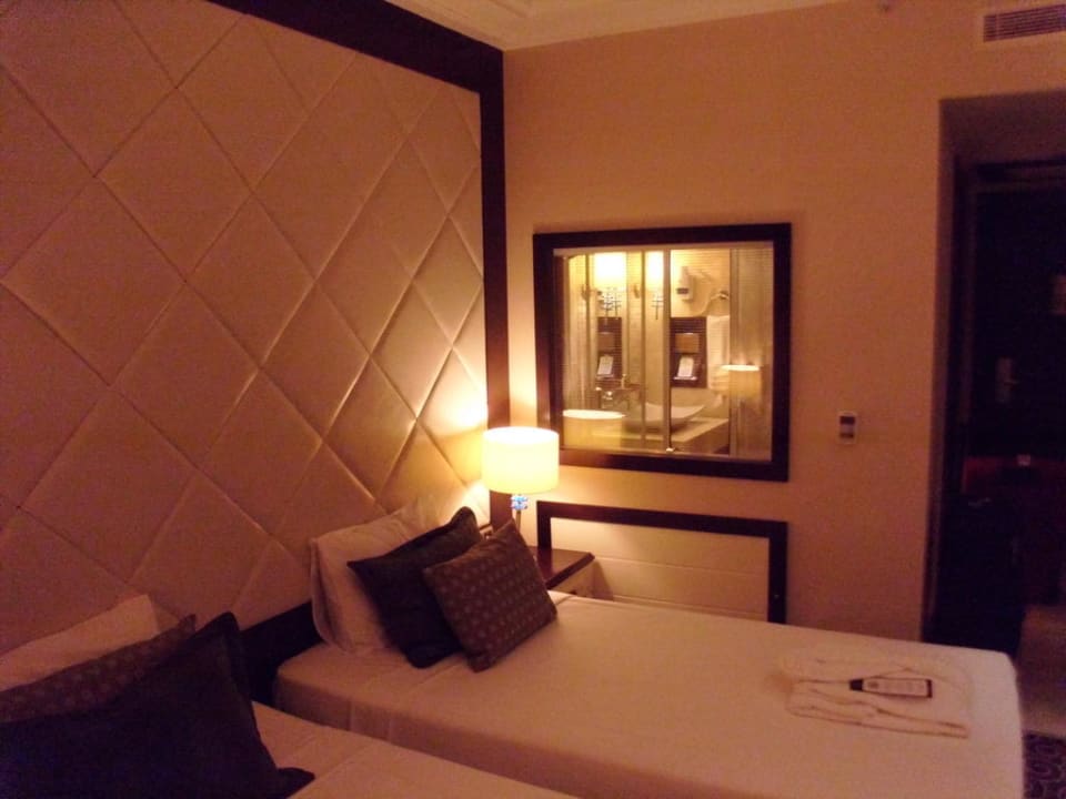 Zimmer mit Durchblick Hotel Goldcity Tourism Complex