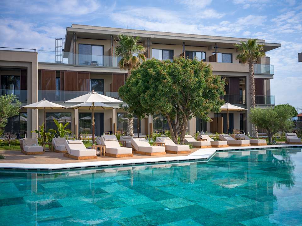 Außenansicht Portes Theros