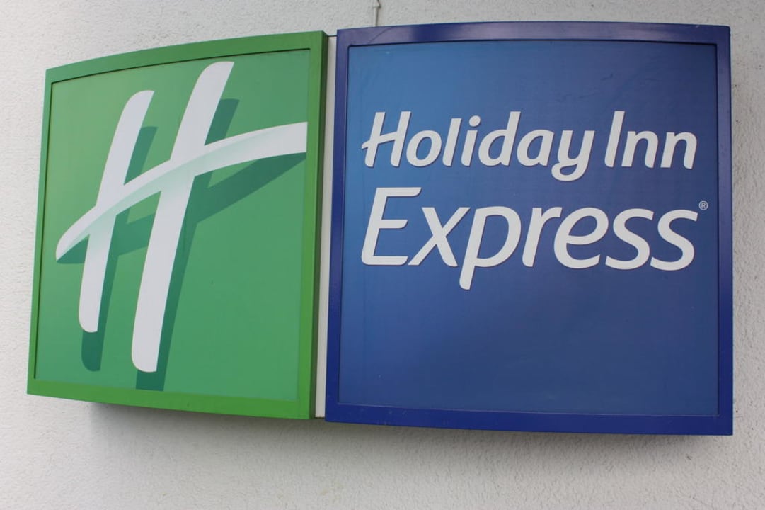 Hotelschild Hotel Holiday Inn Express London Chingford