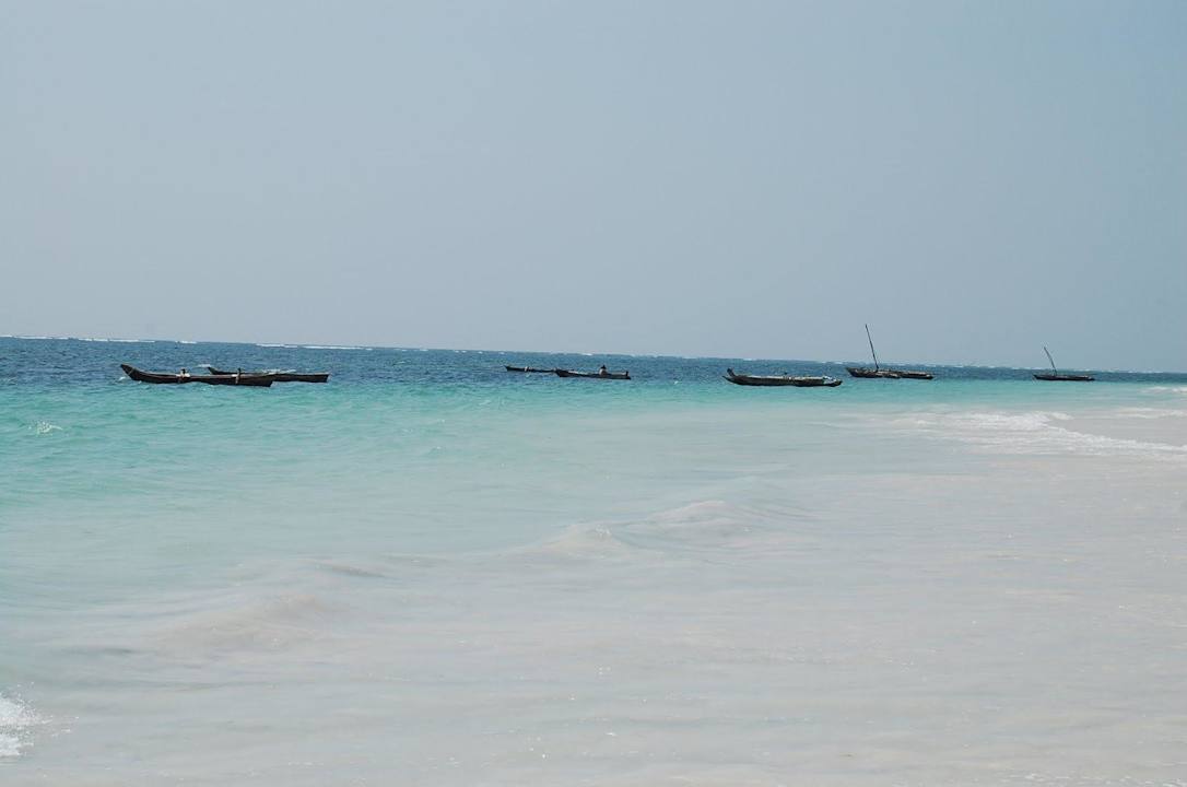 Türkisfarbenes Meer Hotel Southern Palms Beach Resort