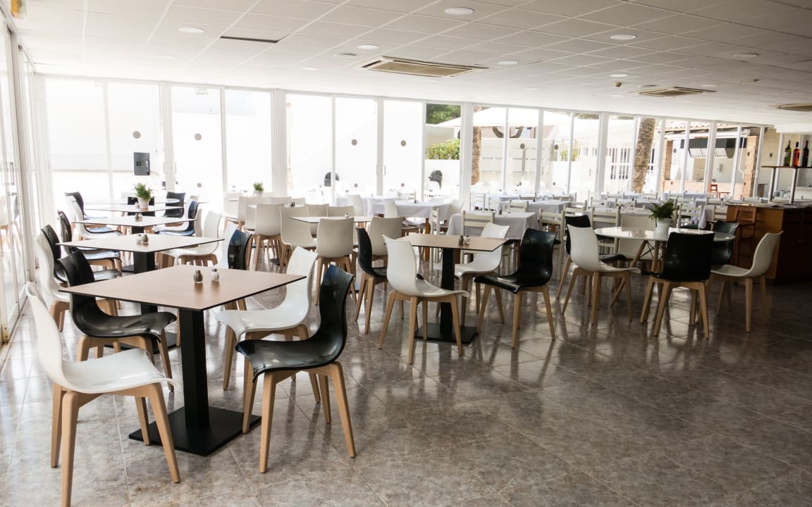 Lobby Globales Cala Bona