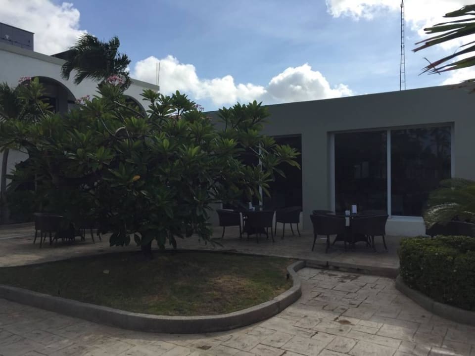 Restaurantgebäude Talk of the Town Hotel & Beach Club