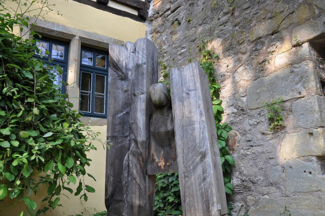 Holzskulptur Hotel Auf Der Creuzburg