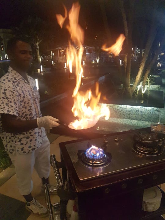 Flambierte Bananen :-) Pickalbatros White Beach Resort - Hurghada