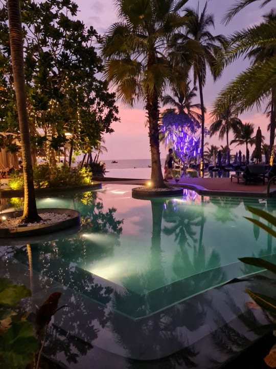 Pool La Flora Khao Lak