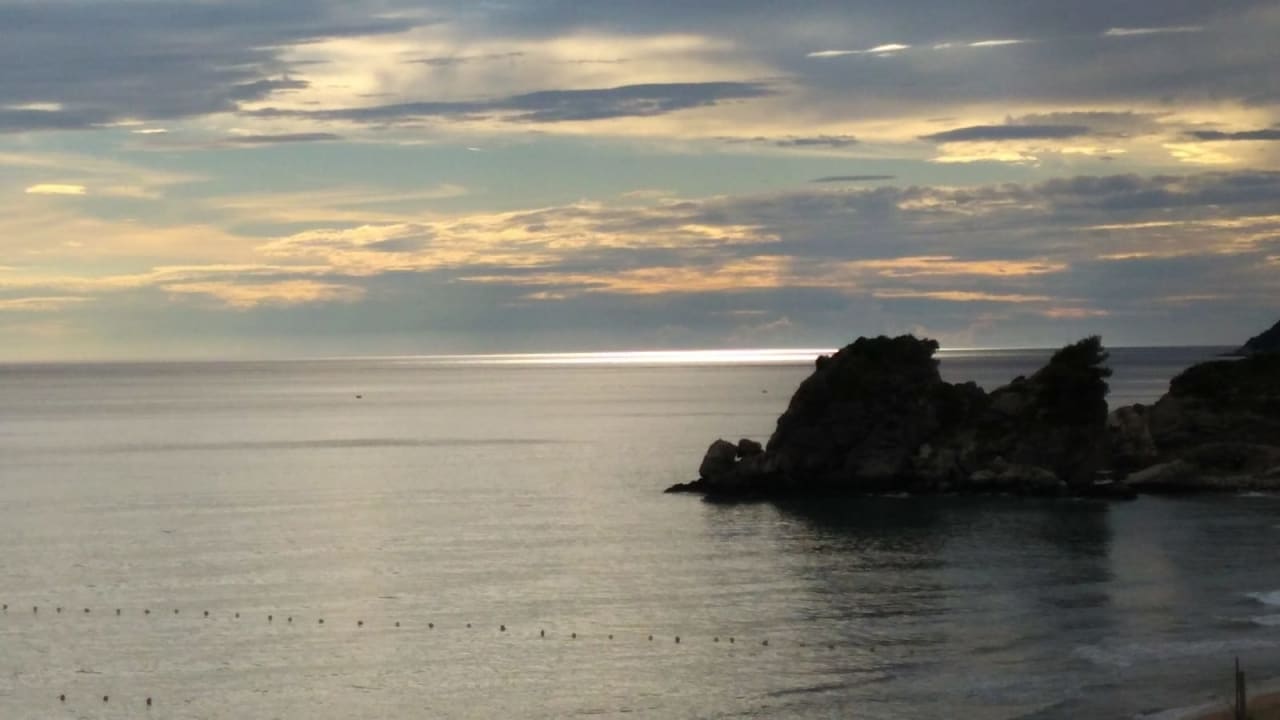 Strand Pelekas Monastery (Im Umbau/Renovierung)