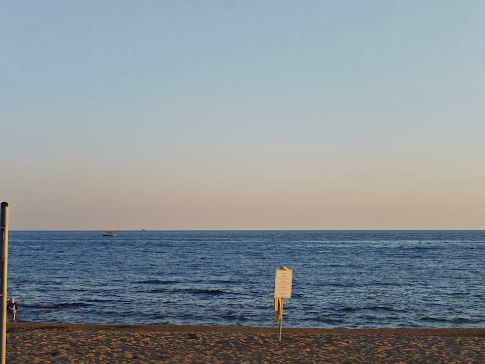 Strand Bella Resort & Spa