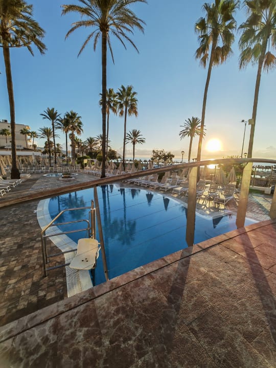 Pool CM Playa del Moro