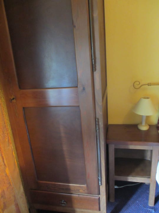 Schrank Hotel De La Buffa