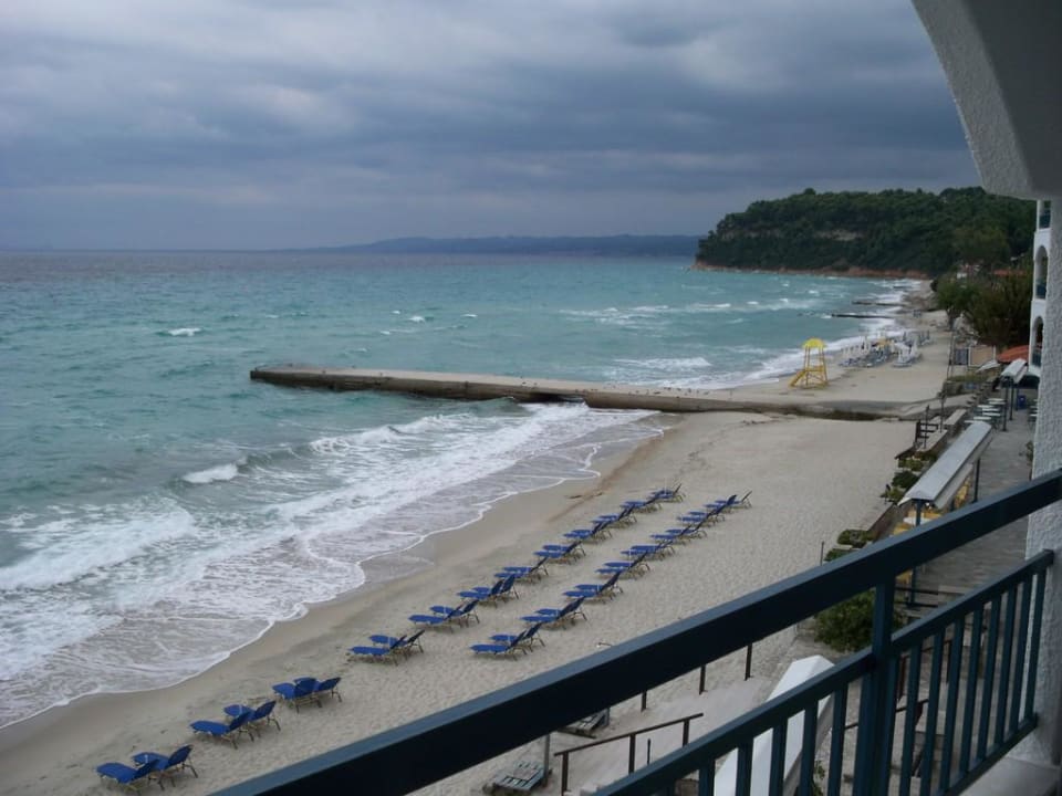 Schlechtes Wetter Ammon Zeus Luxury Beach Hotel