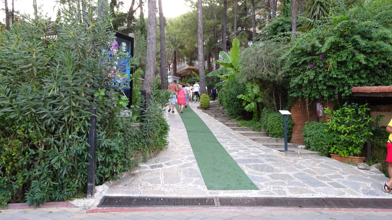 Aufgang vom Strand Grand Yazici Club Marmaris Palace