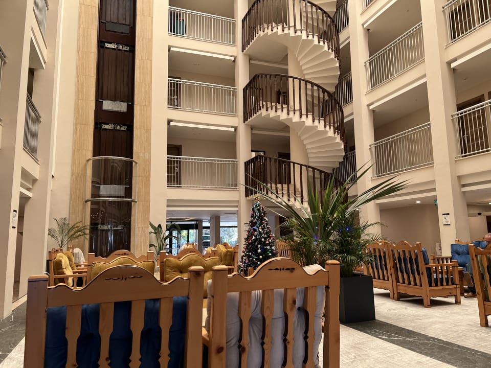 Lobby Nerton Hotel - Erwachsenenhotel ab 16 Jahren