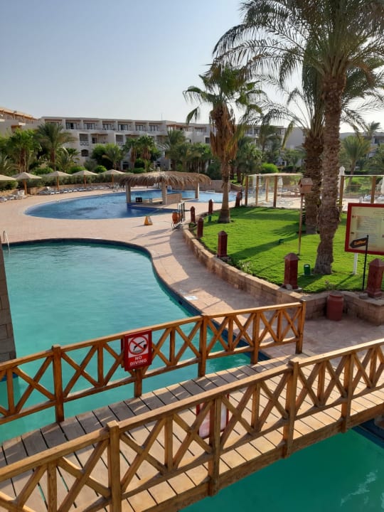 Pool Fort Arabesque Resort, Spa & Villas