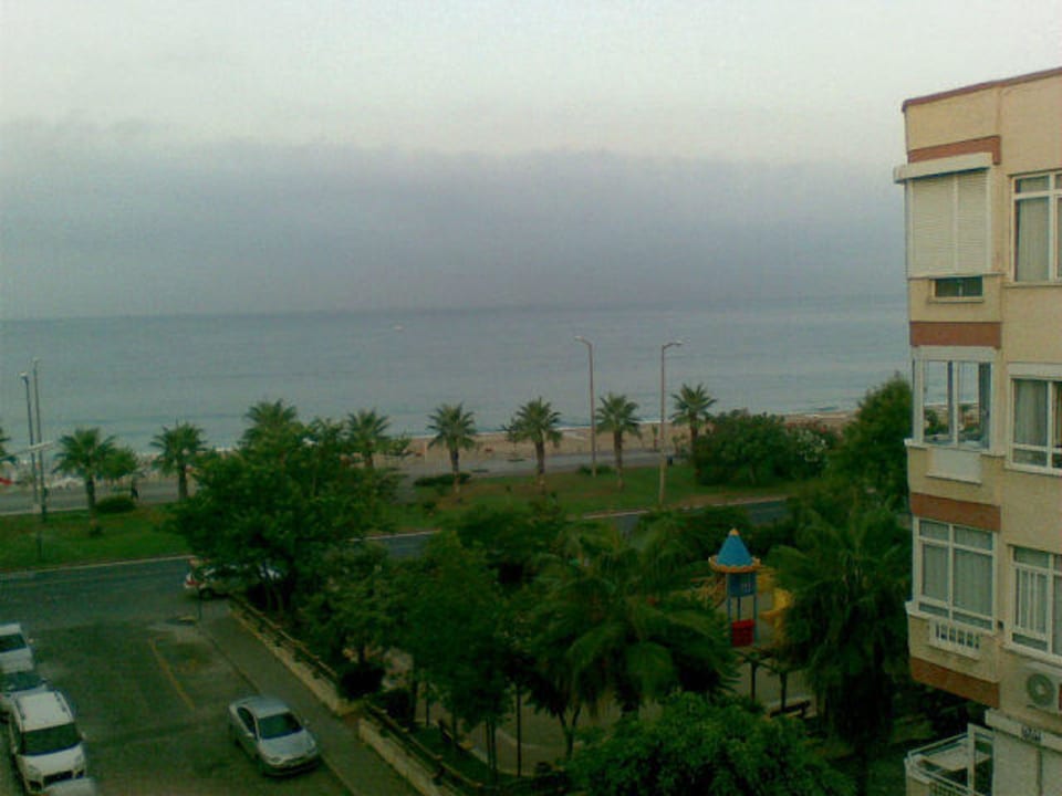 Вид с балкона Hotel Kleopatra Alis