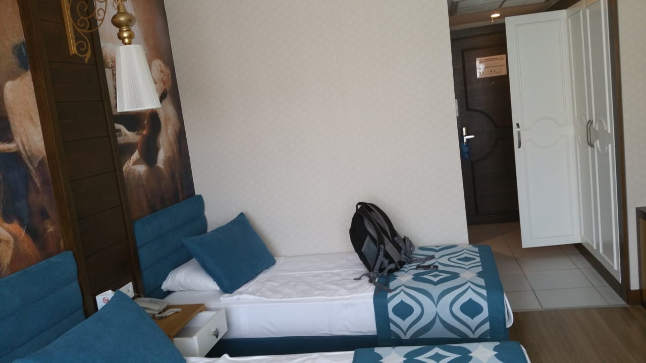 Zimmer Dream World Resort & Spa