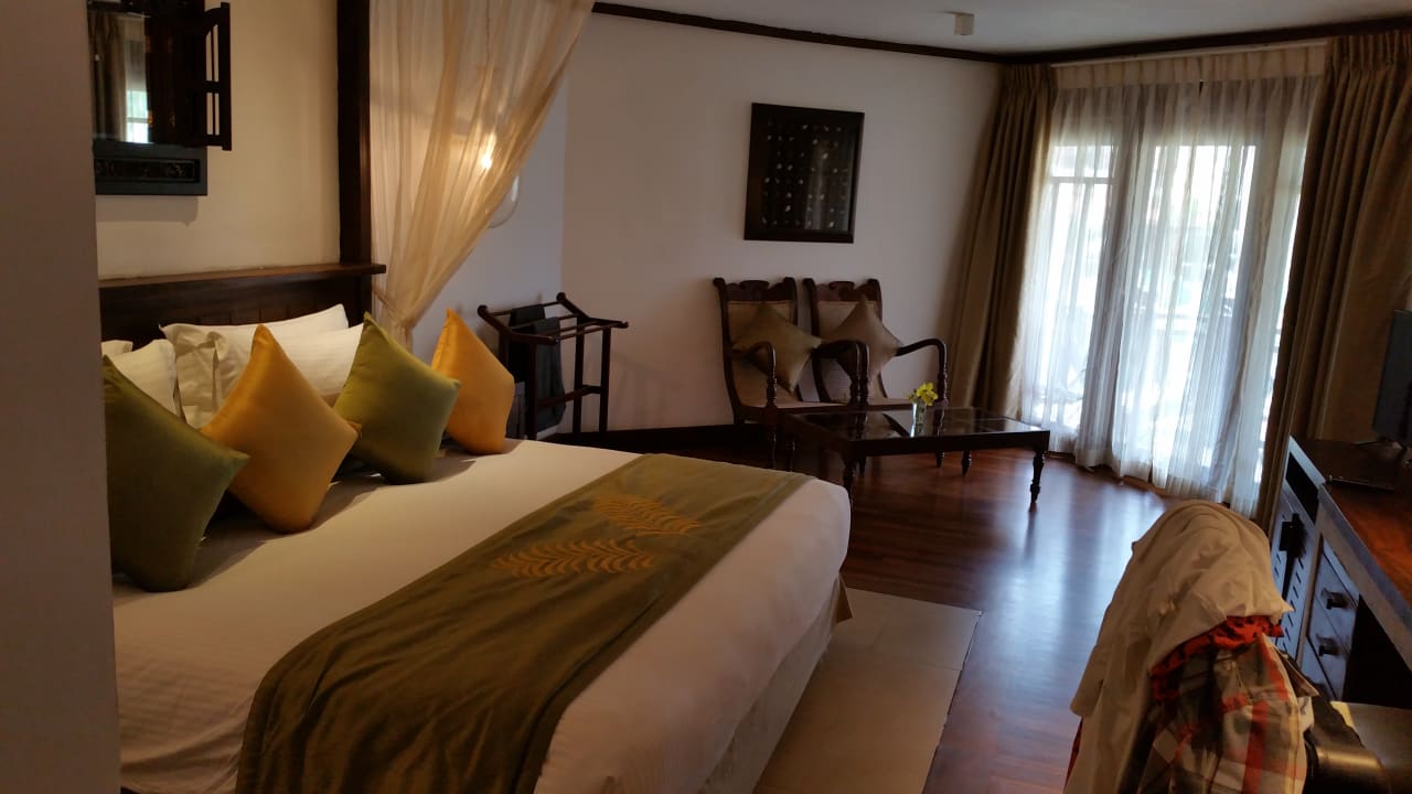 Zimmer Royal Palms Beach Hotel