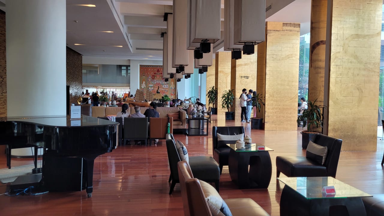 Lobby Ramada Plaza by Wyndham Bangkok Menam Riverside