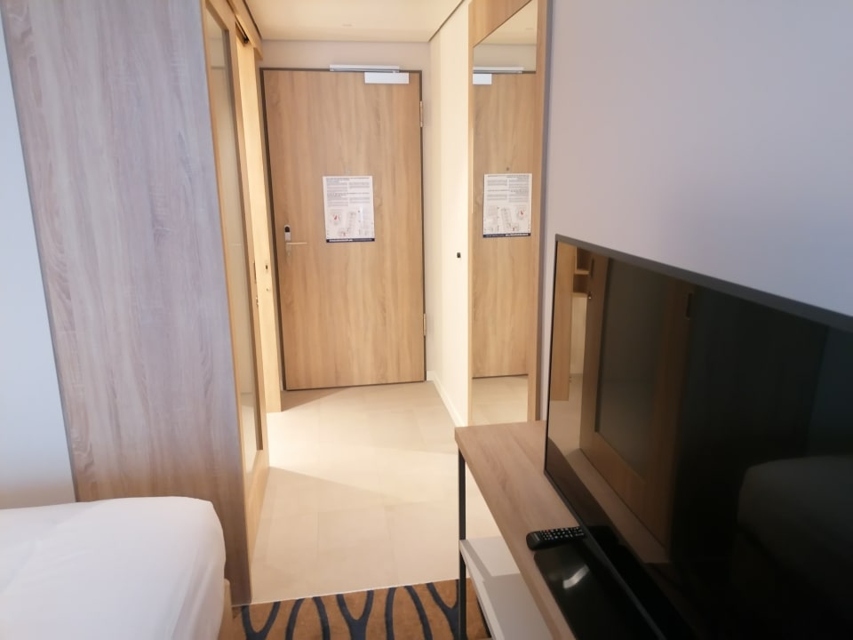 Zimmer Hampton By Hilton Frankfurt Airport