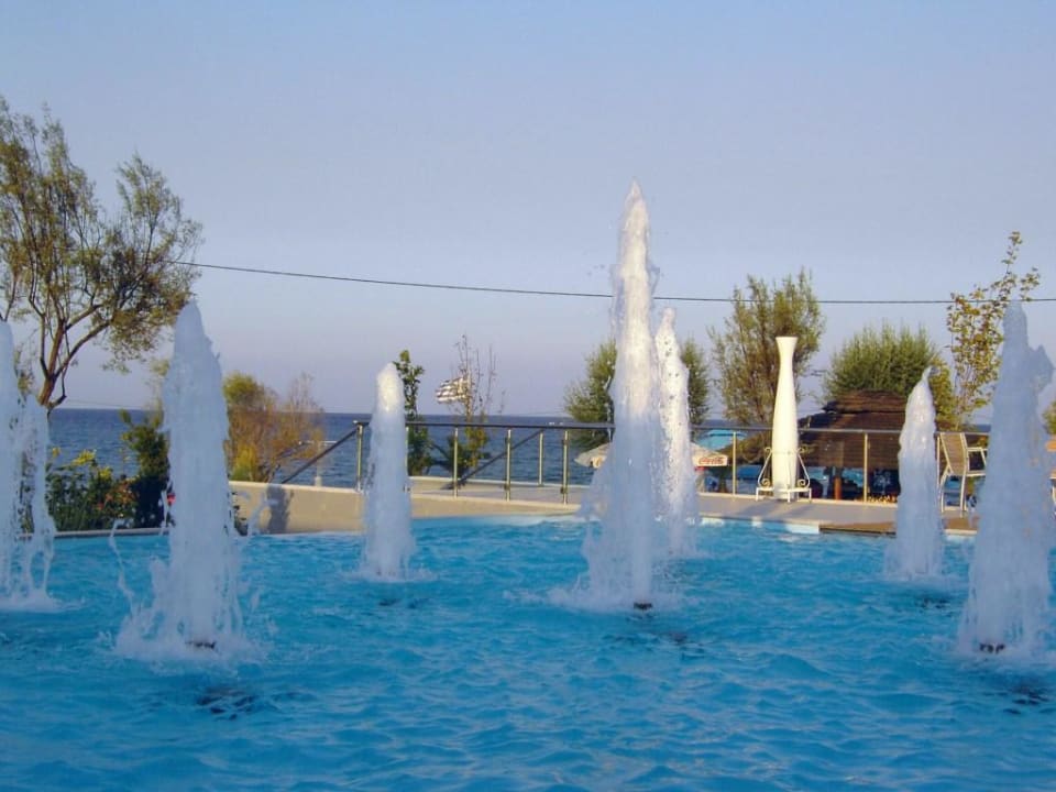 Show Pool alltoura Club Hotel Poseidon Palace