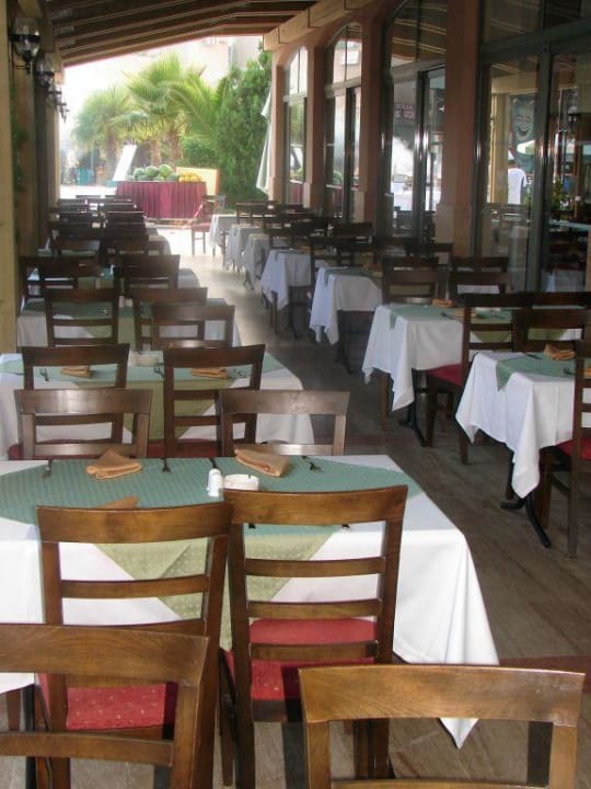 Sitzgelegenheiten aussen/ Restaurant Greenwood Kemer Resort