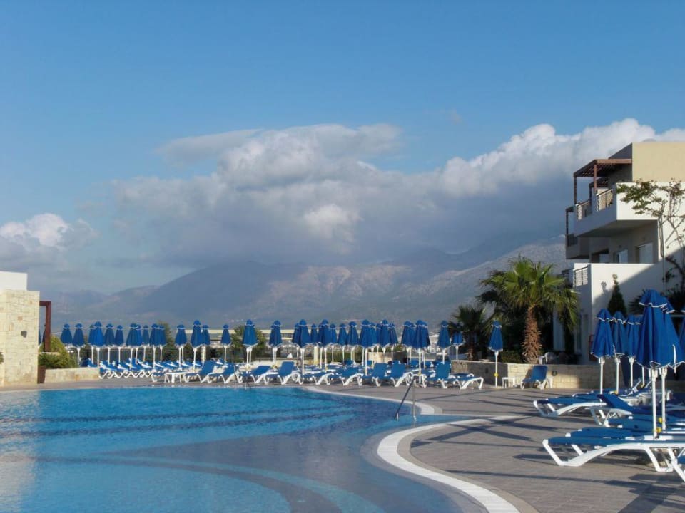 Hauptpool/Animationspool Grand Hotel Holiday Resort