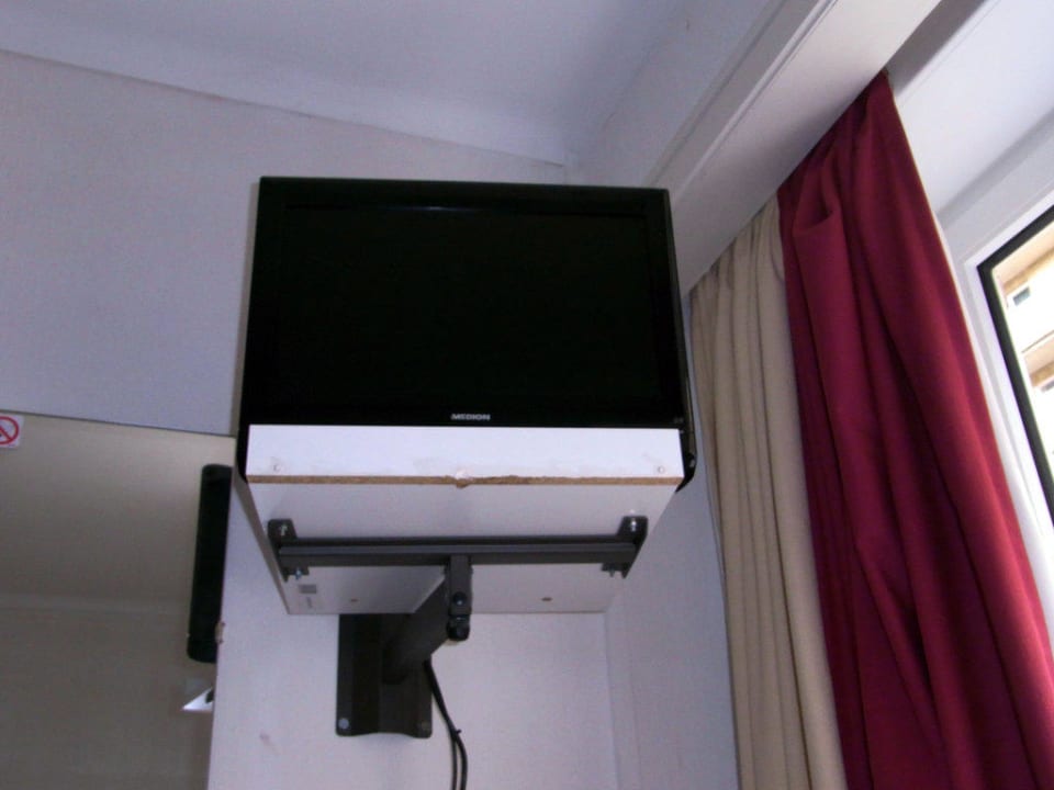 Flachbild  TV Hotel Bel-Air