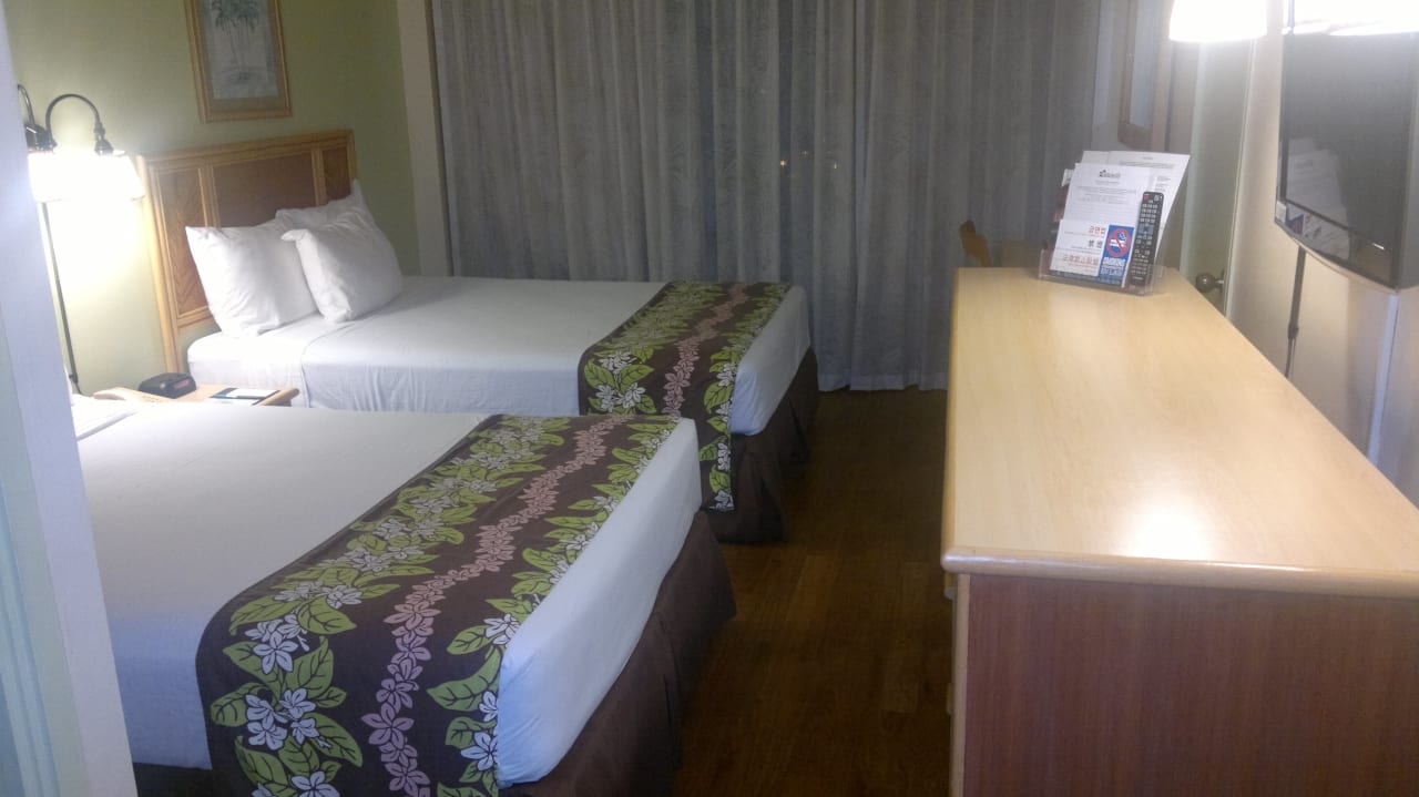 Zimmer Wayfinder Waikiki