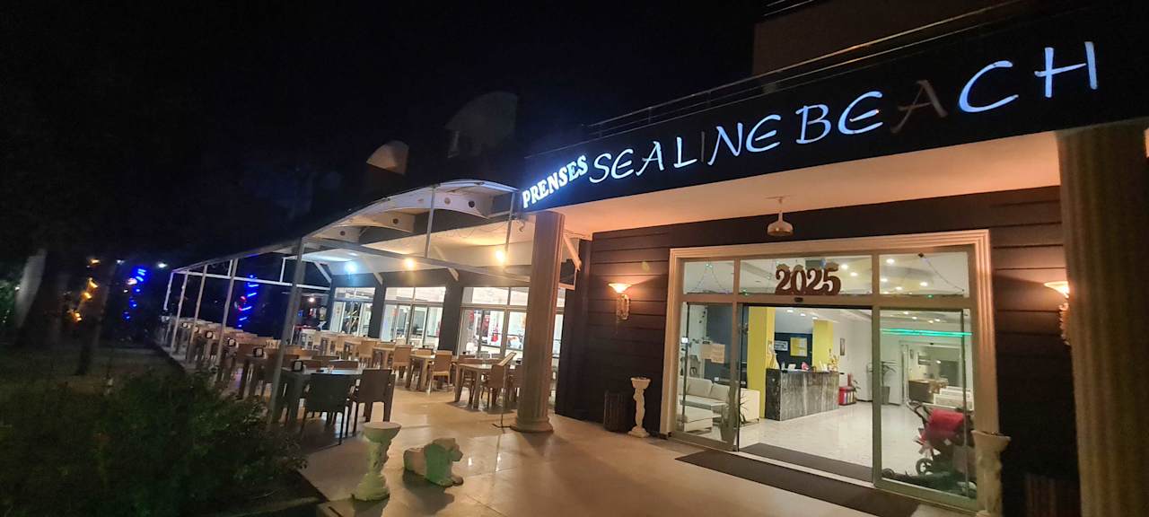 Außenansicht Prenses Sealine Beach Hotel
