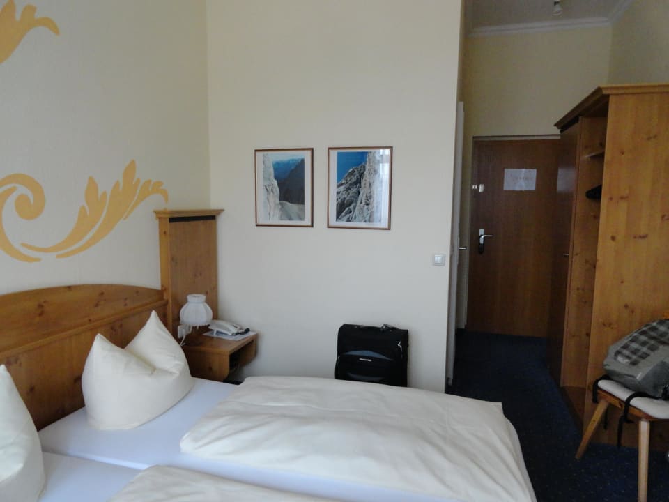 Doppelzimmer Hotel Vier Jahreszeiten