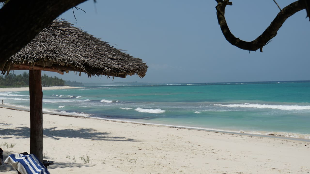 Strand Hotel Jacaranda Indian Ocean Beach Resort