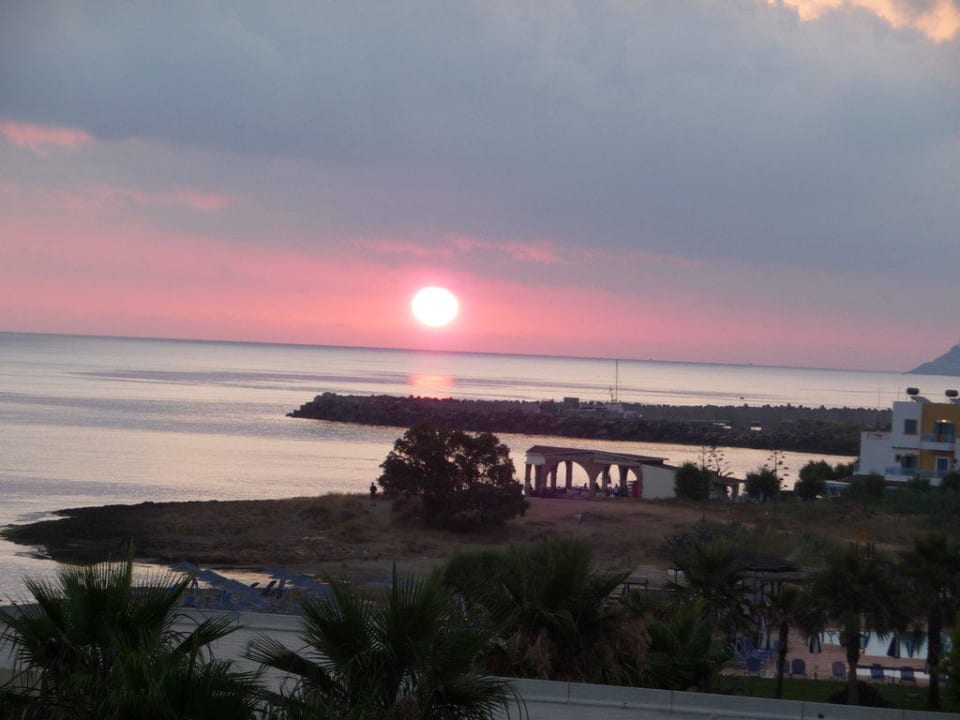 Sonnenaufgang vom Balkon aus Calimera Sirens Beach
