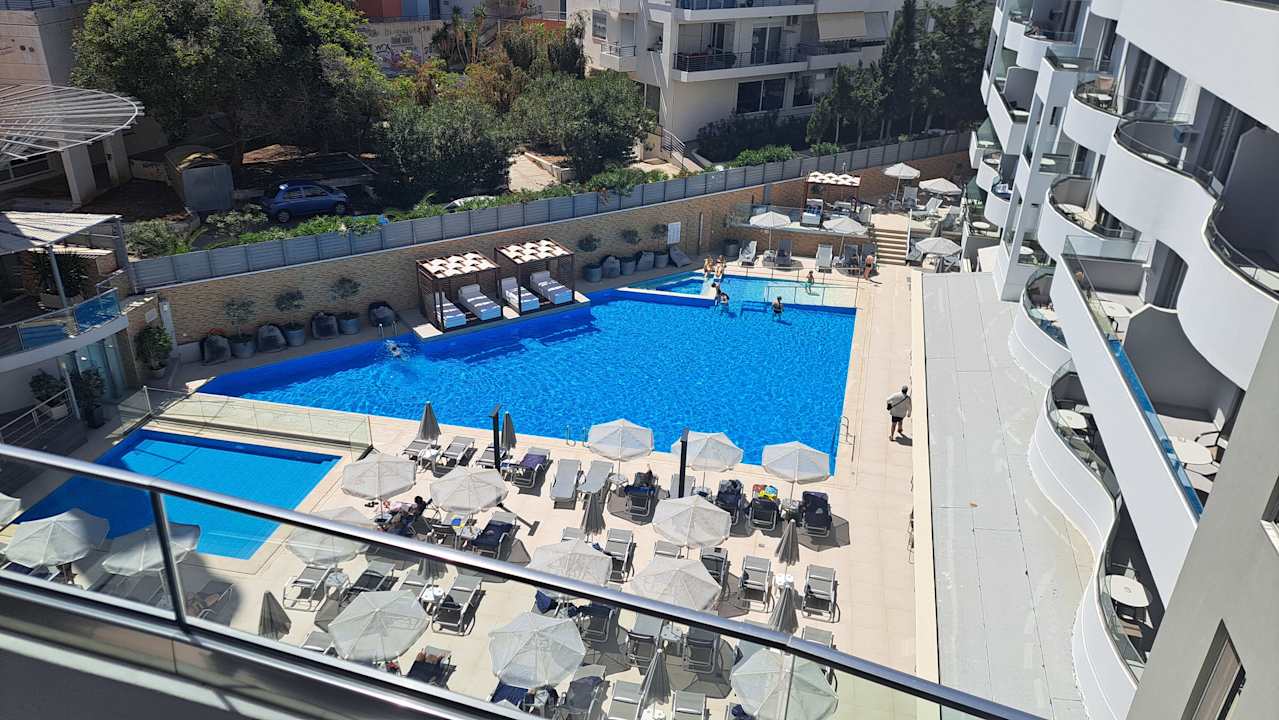 Pool Bio Suites Hotel