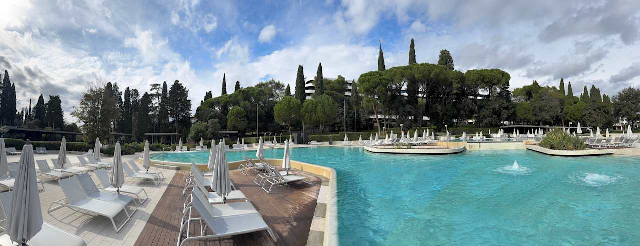 Pool Lone Hotel by Maistra Collection