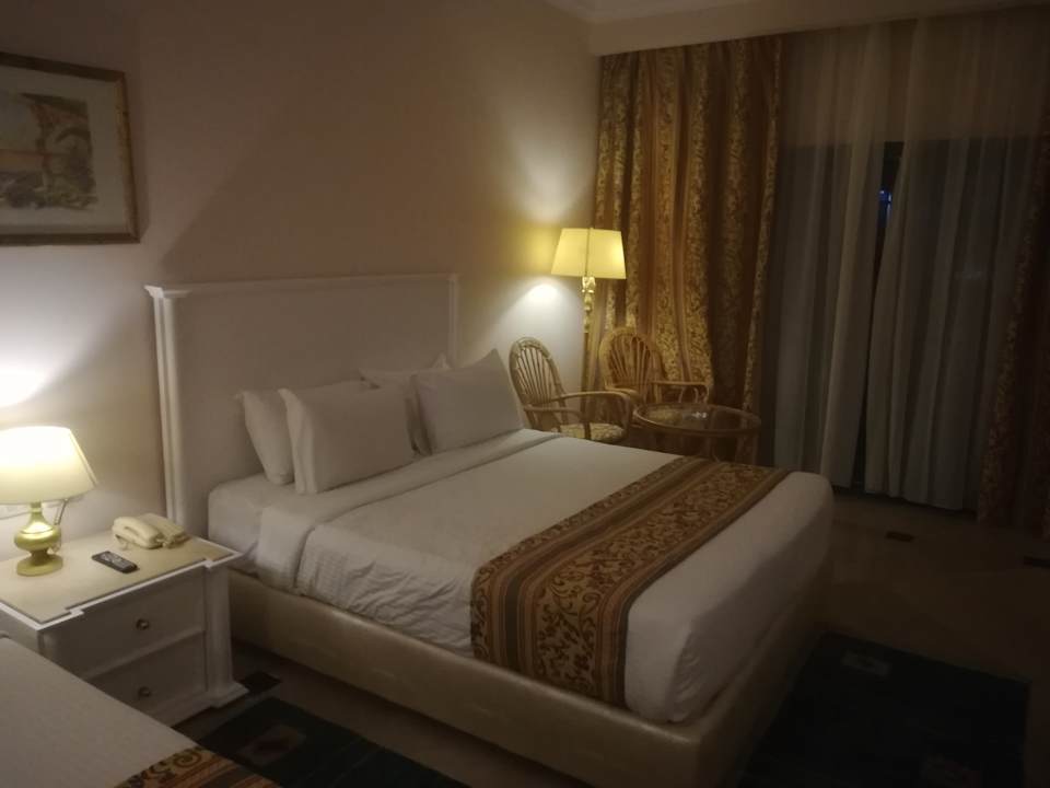 Zimmer Moreno Horizon Spa & Resort