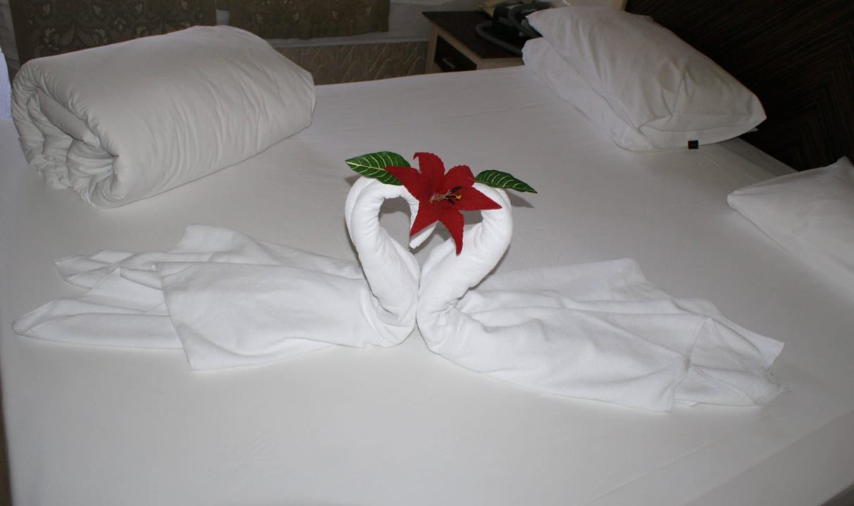 Kunstwerk der Zimmerfee Aydinbey Kings Palace & Spa